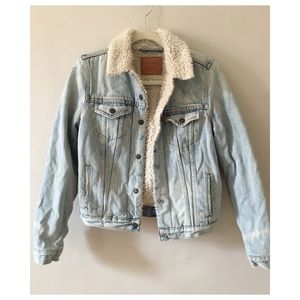 Levi’s Sherpa Trucker Jacket